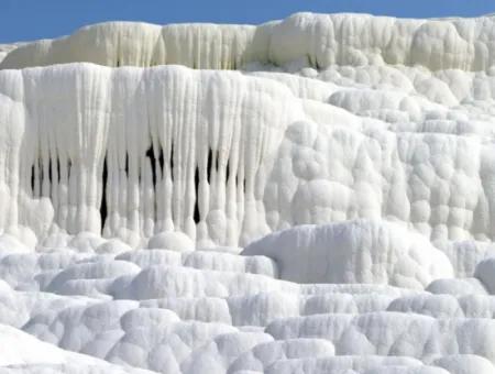 Pamukkale & Hierapolis Tour – Thermalquellen & Antike Ruinen