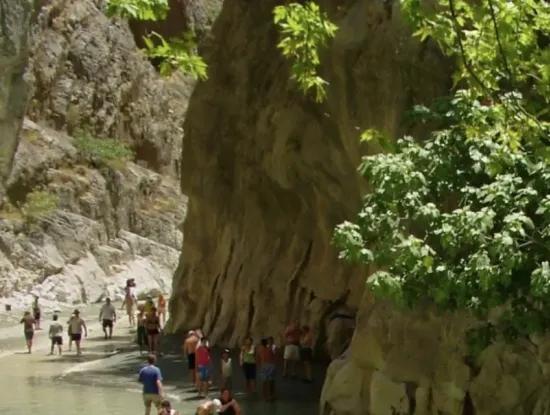 Saklıkent Canyon & Waterfall Experience – Full-Day Adventure Tour