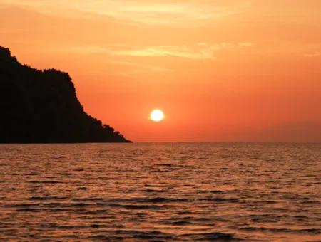 Moonlight Cruise – Köyceğiz Gölü Akşam Tekne Turu Ve Bbq