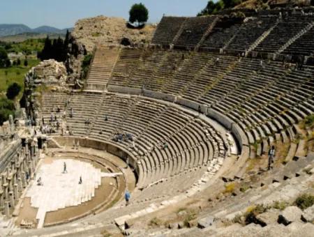 Efes & Meryem Ana Evi Turu – Tam Gün Antik Şehir Deneyimi